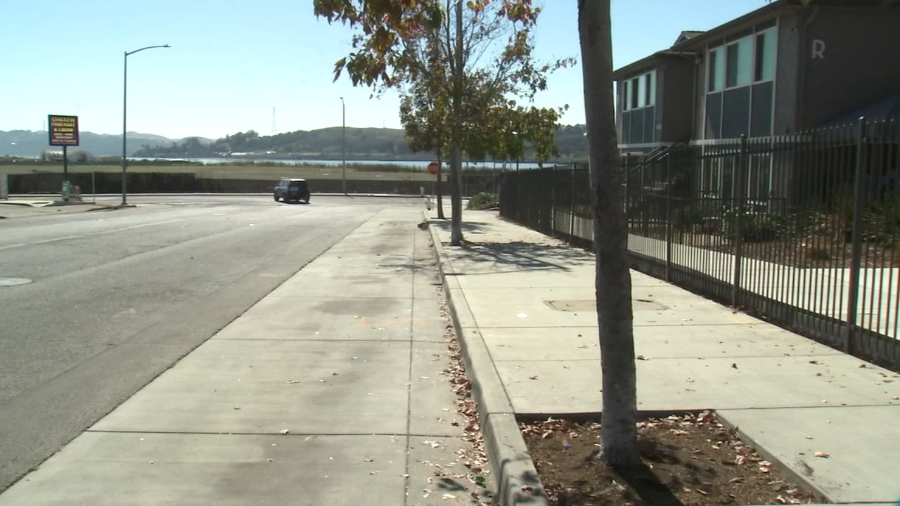 2 killed, 2 injured in deadly morning shootings, crash in Vallejo: police
       — ABC 7 Bay Area