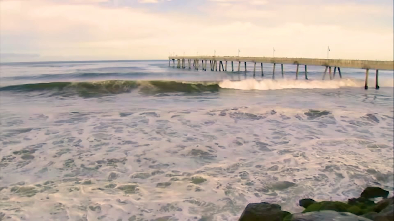 10 foot tides possible this El Niño season along San Mateo Co. coast, prompts emergency declaration
— ABC 7 Bay Area