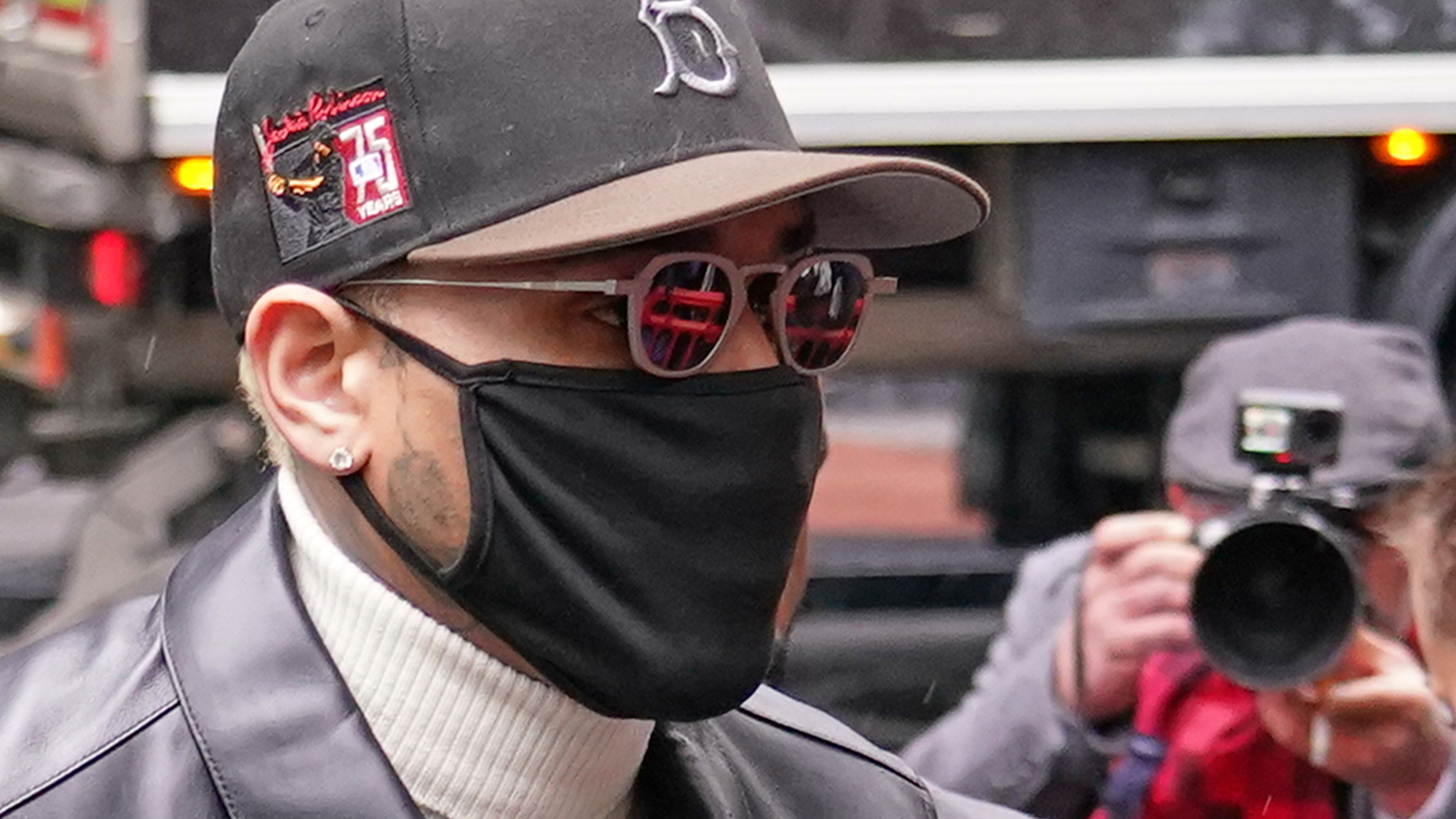 Chris Brown avoids prison time for brawling at a London nightclub

       — ABC 7 Bay Area, St. Helena Community news