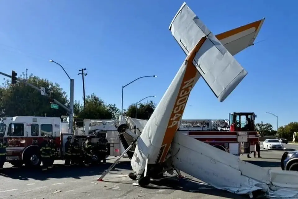 Three Injured After Small Plane Crashes on San Jose Expressway — SFist — Golden Gate, St. Helena Health news