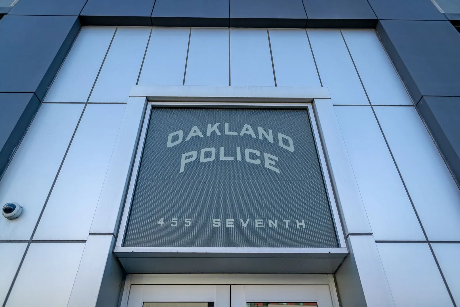 Oakland detective facing bribery charges accuses former DA of anti-Asian bias — The Oaklandside