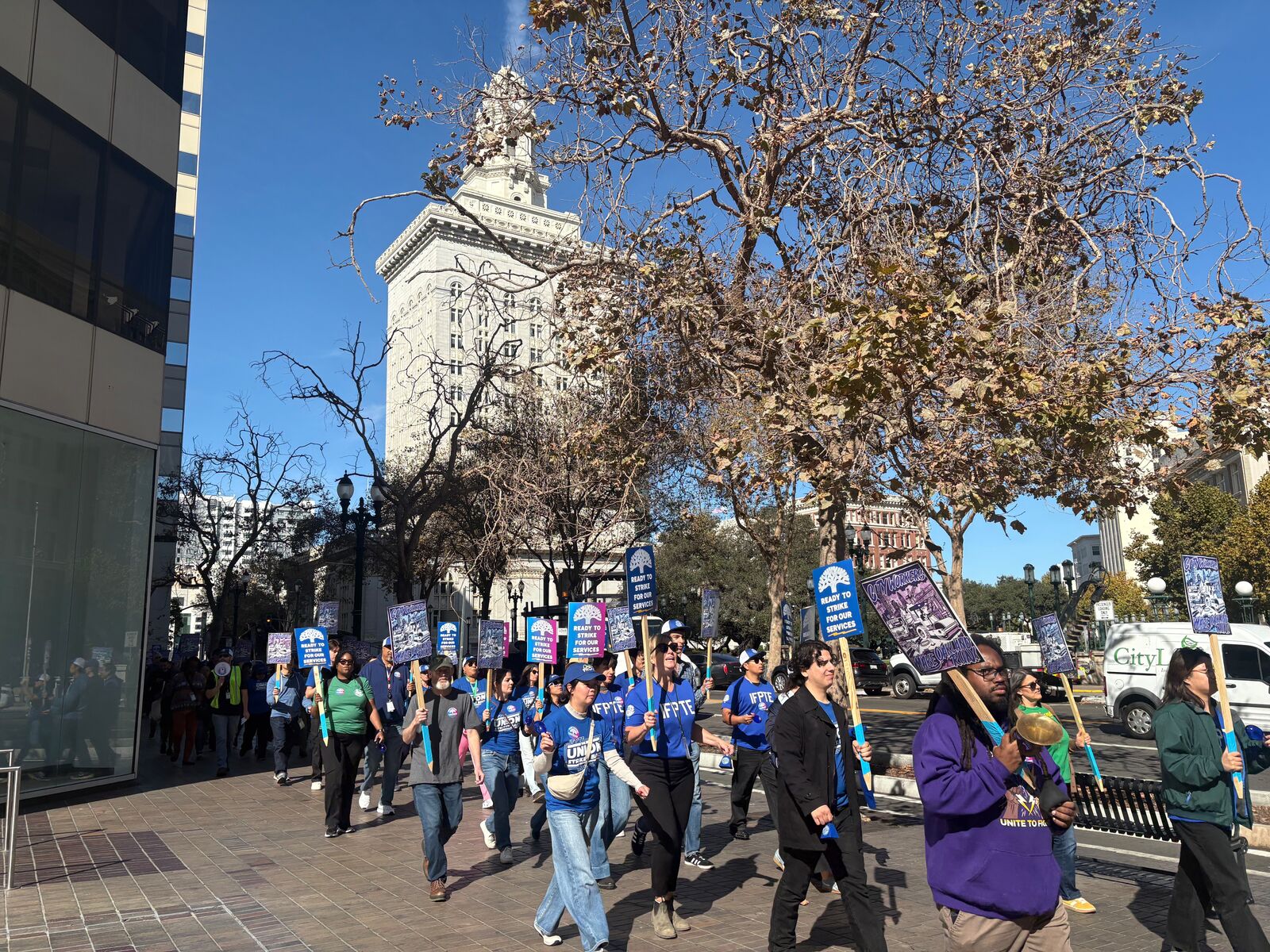 Oakland city workers will strike Nov. 5 if no deal is reached — St. Helena Community news