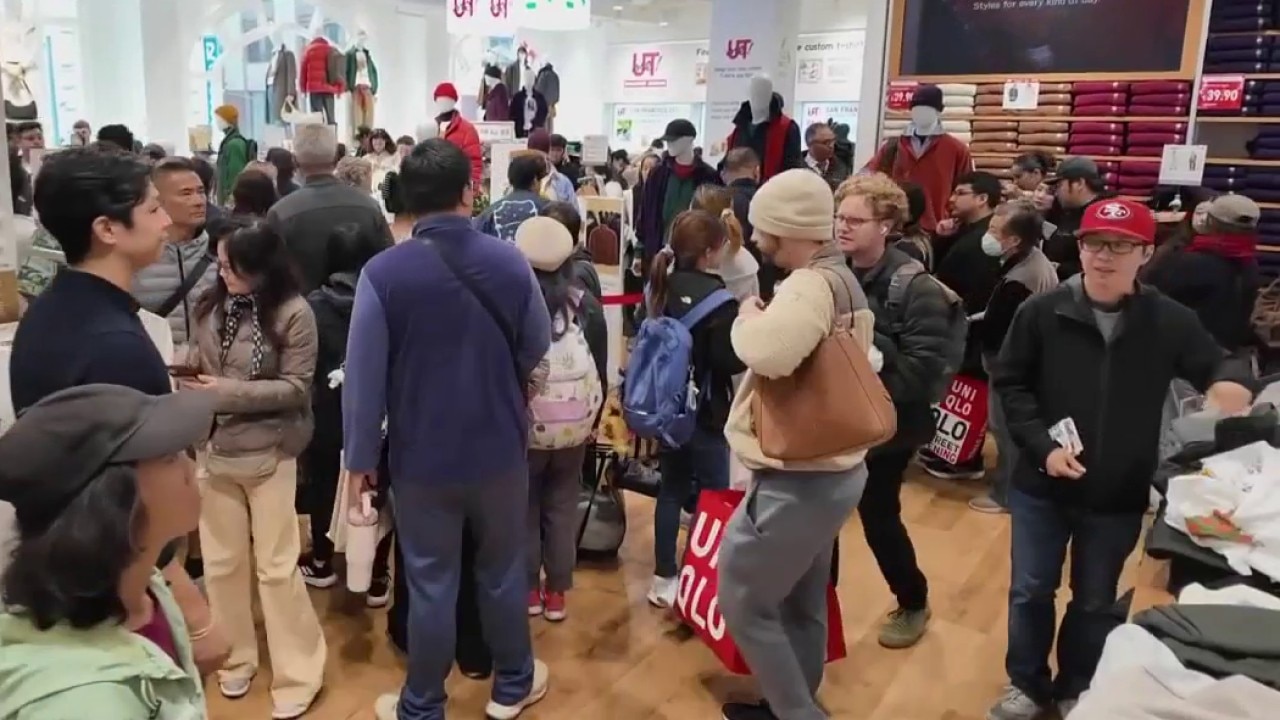Crowds line up for grand opening of new Uniqlo store in SF — KTVU FOX 2 Bay Area, St. Helena Business news