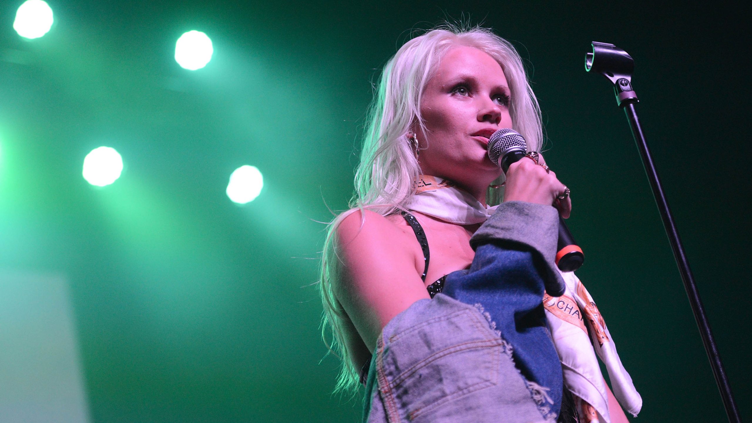Lauren Bennett, 'Party Rock Anthem' singer, cause of death revealed: Reports — St. Helena Community news