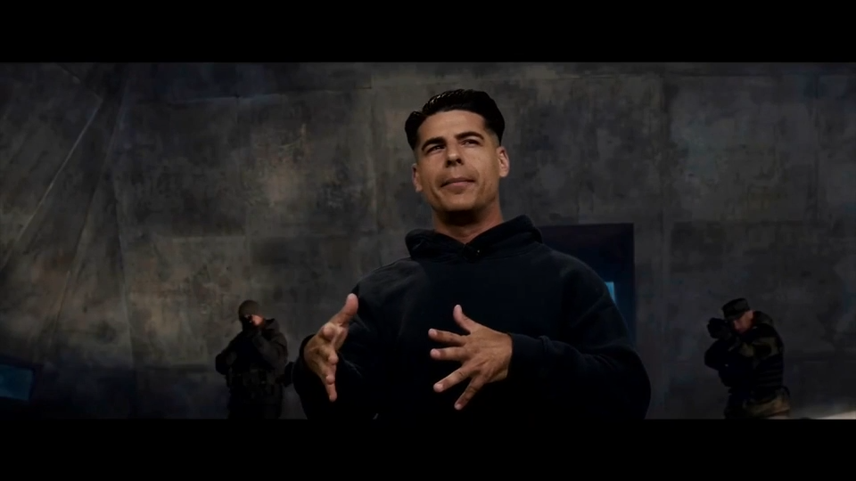 Deco’s Alex Miranda tosses his name into the hat for screen test as next James Bond — WSVN Entertainment, St. Helena Technology news